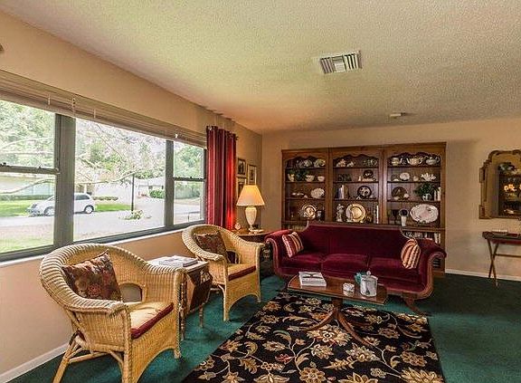 4th image of 1506 Albemarle Ct