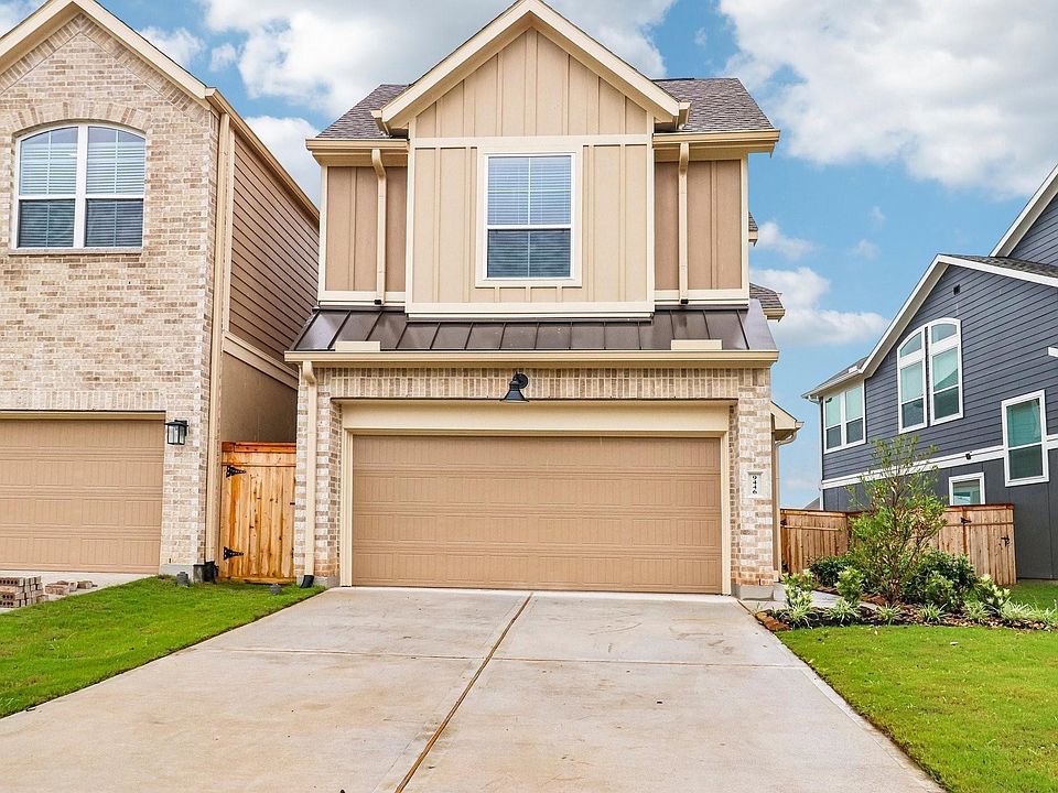 1st image of 9446 Garden Gate Dr
