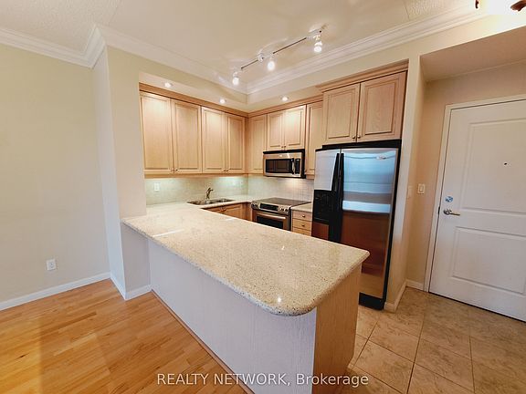 3rd image of 900 Mount Pleasant Rd #414