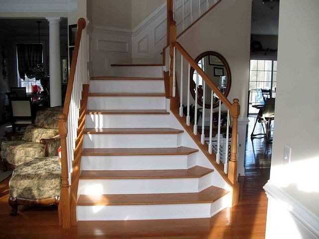 2nd image of 13 N Hill Ln