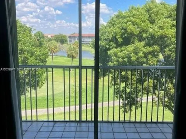 850 SW 133rd Ter APT 411B, Pembroke Pines, FL 33027