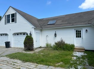 147 Litchfield Rd, Hallowell, ME 04347