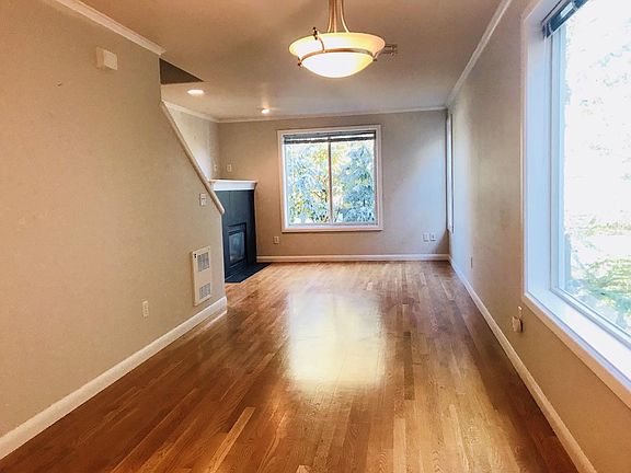 5th image of 1514 Taylor Ave N