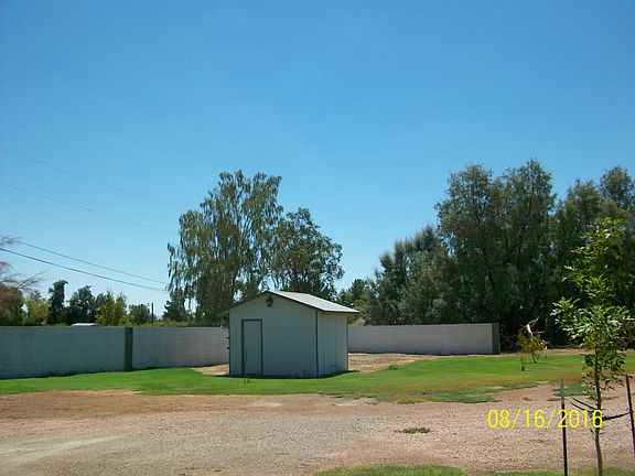 2nd image of 1776 E Cottonwood Ln