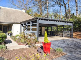 33 Forrest Pl, Sandy Springs, GA 30328