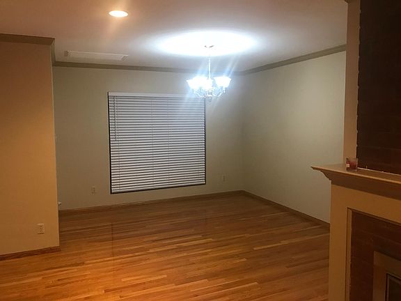 5th image of 7825 Morrill Ave