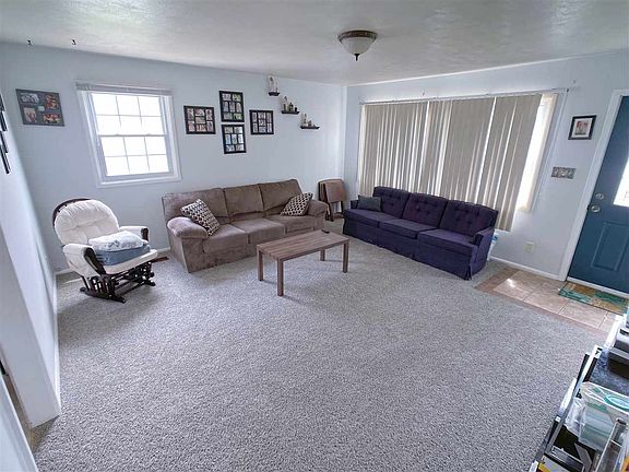 4th image of 458 Park Terrace Dr