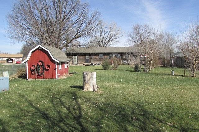 2nd image of 217 Dold Dr