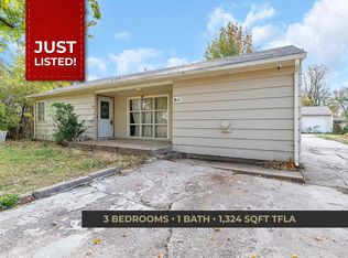 911 E 1st St, Newton, KS 67114