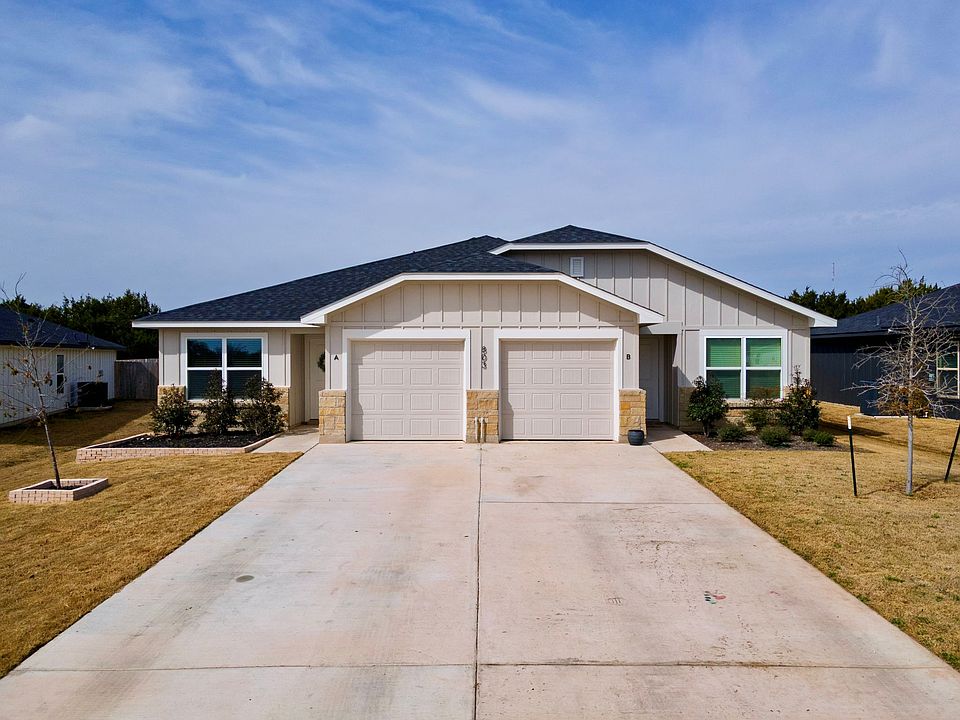 1st image of 803 Wax Myrtle Ct