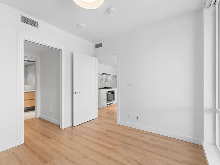 1500 Fern St #1502 — Photo 15