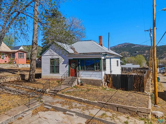 2nd image of 424 Savage Ave
