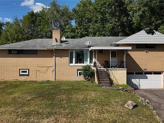 2nd image of 6301 Helen St