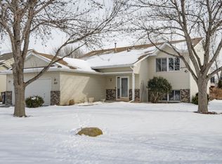 1527 Homestead St, Shakopee, MN 55379