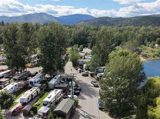 10 Marina Way, Columbia Shuswap, BC V0E1M4