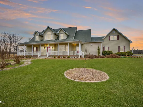 15125 Rouse Rd, Glade Spring, VA 24340