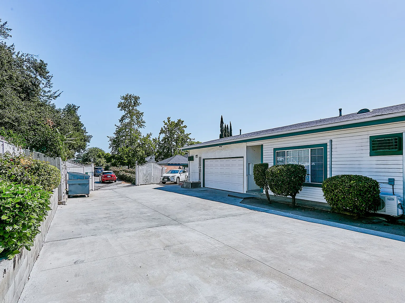 3 bed, 1500 sqft, $4,000 — Photo 1