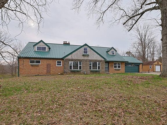 3rd image of 5220 Valley Ridge Rd