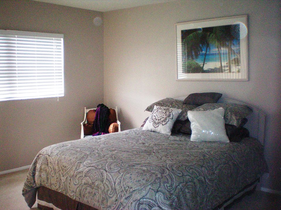 2nd image of 5157 Silent Loop APT 210