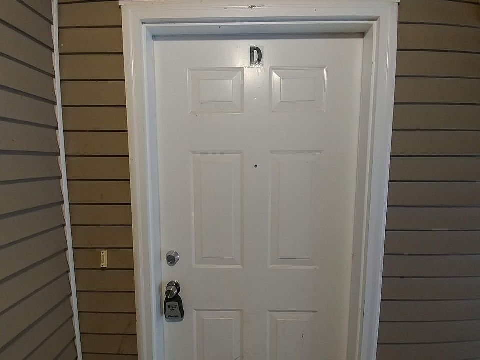 1st image of 504 4th Ave SE #D