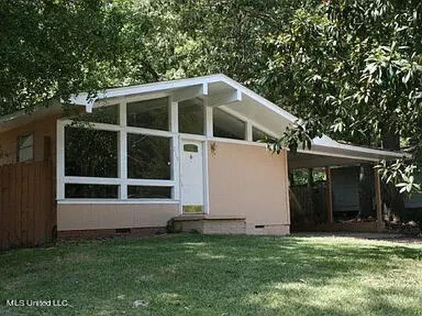 225 McDowell Park Cir, Jackson, MS 39204