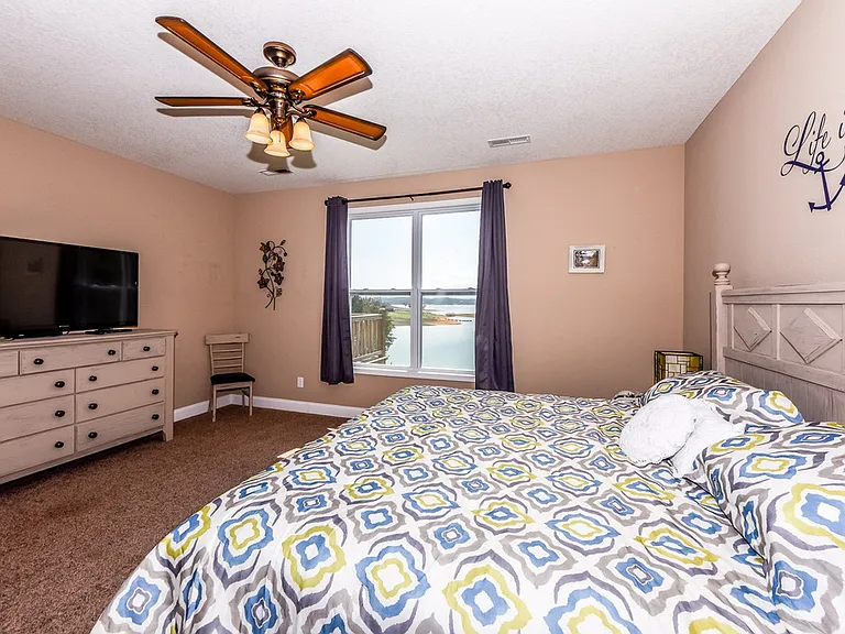 527 Hook Cir — Photo 11