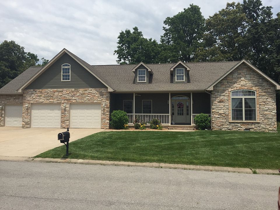 1st image of 1108 Glory Ln