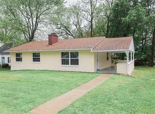 107 N 1st St, Burgin, KY 40310