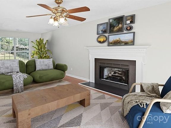 4th image of 5010 Poplar Glen Dr