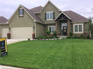 4612 NW Montebella Dr, Riverside, MO 64150