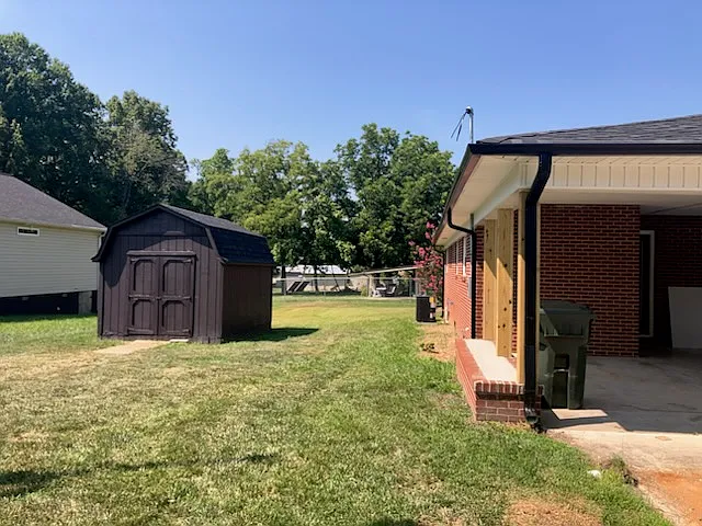 517 Lakeview Dr — Photo 9