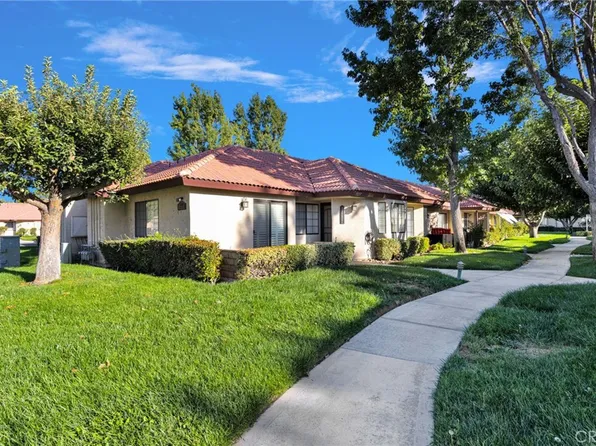 19237 Elm Dr, Apple Valley, CA 92308