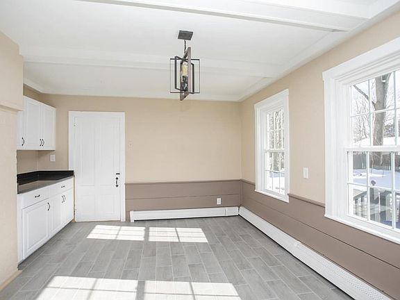 3rd image of 9 Spring St