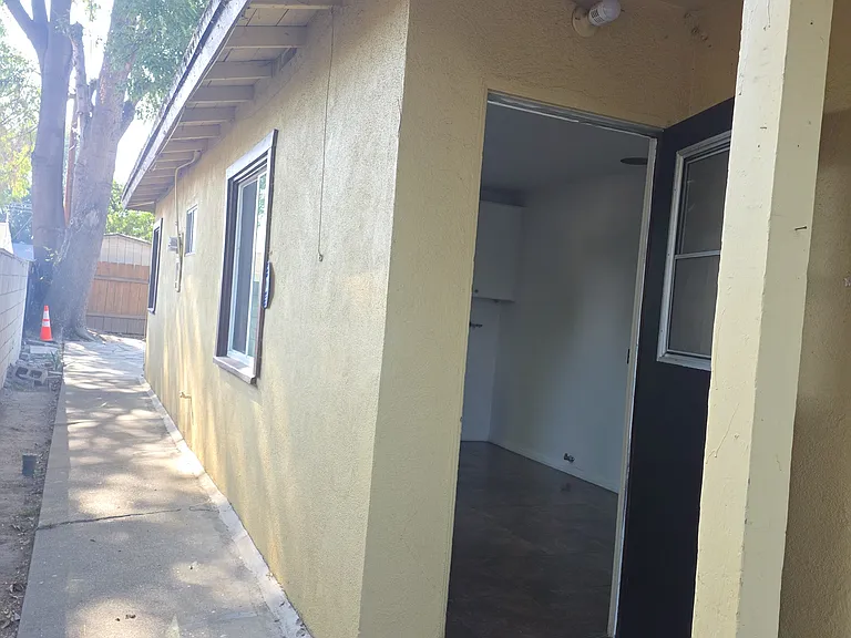 4326 Cypress Ave — Photo 13