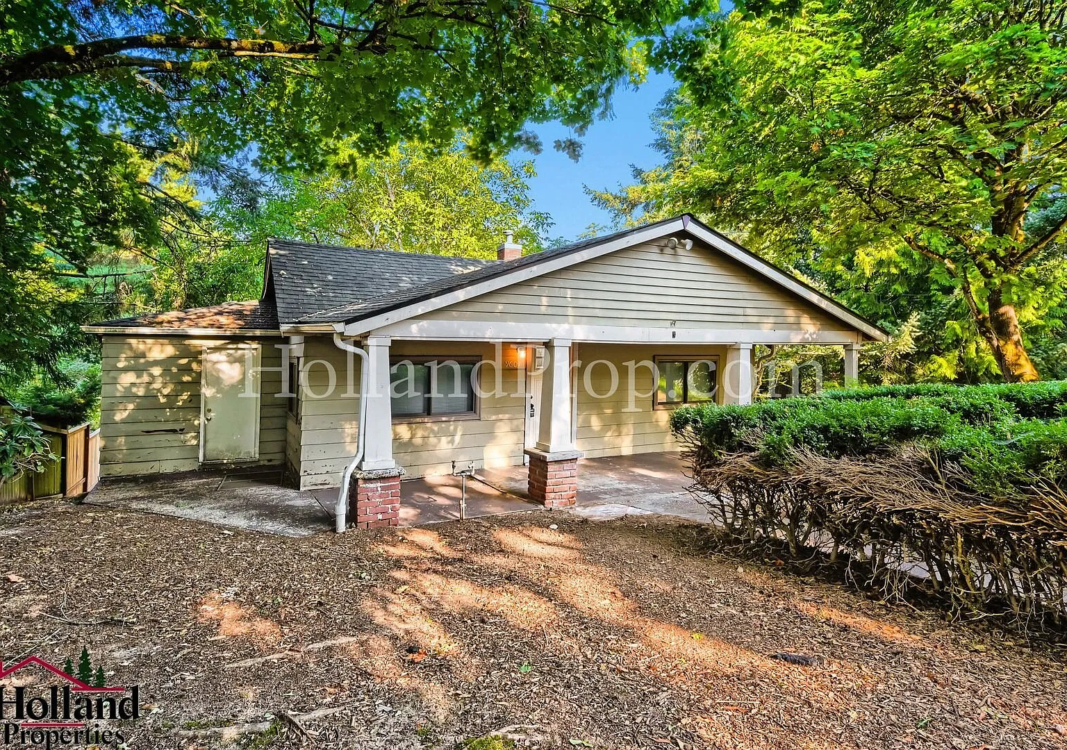 Hidden Gem In Sw Portland 2bd 1bth Waiting For You! New Price And Special Discount Of $300 On You... — Photo 2