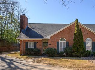 2903 Cahaba Brook Ln, Birmingham, AL 35243
