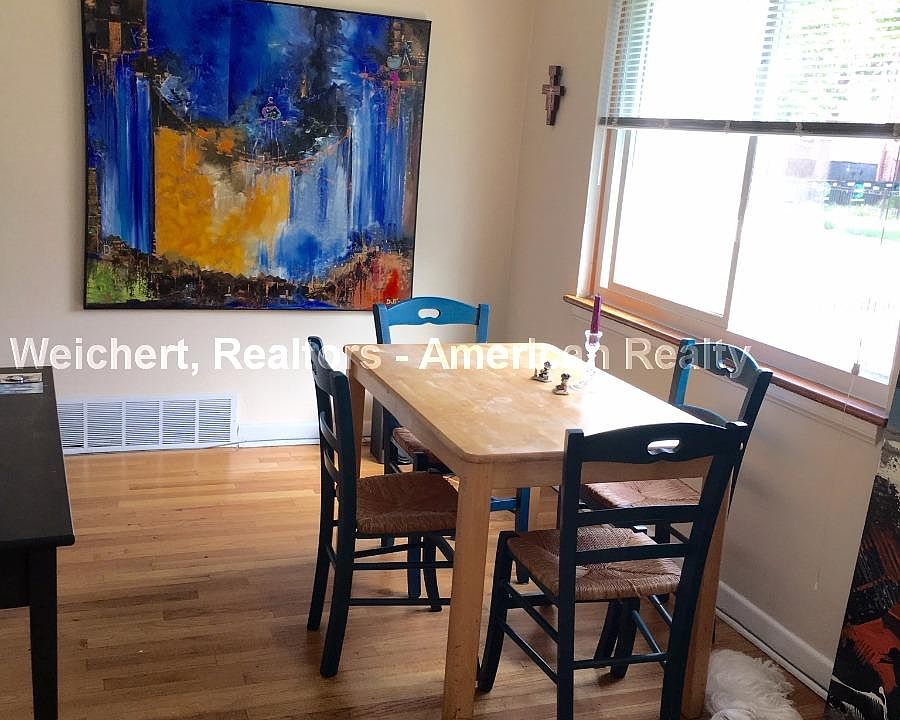 2nd image of 7830 S South Shore Dr APT 1