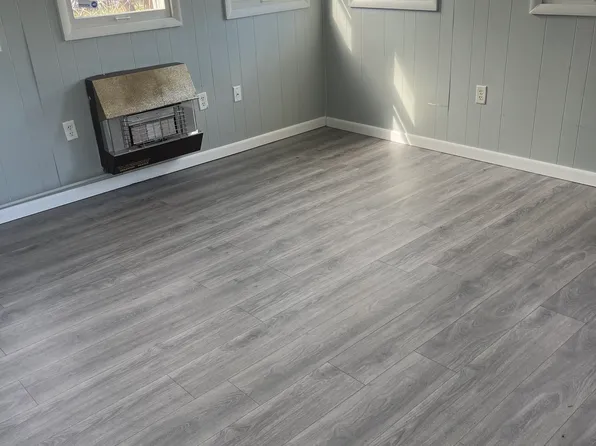 928 N Sunset Ave, Rockford, IL 61101