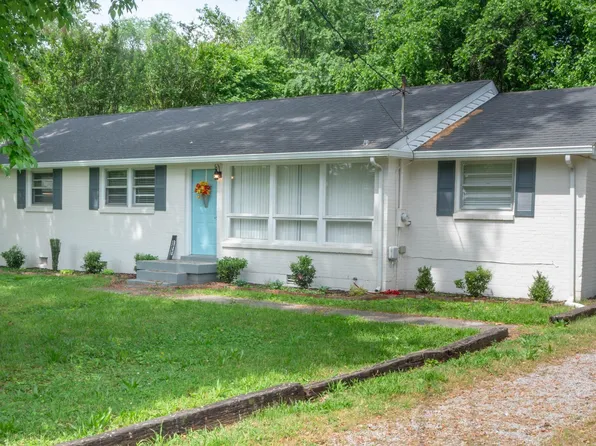 1223 White Blvd, Murfreesboro, TN 37129