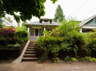 3385 SE Brooklyn St UNIT A, Portland, OR 97202