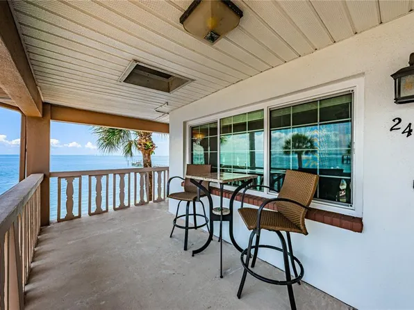 650 Pinellas Point Dr S APT 241, Saint Petersburg, FL 33705
