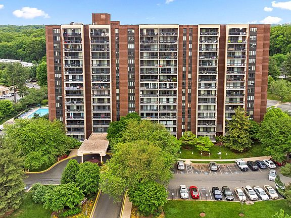 4th image of 7401 Westlake Ter APT 711