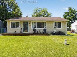 3045 Fisher Ave, Commerce Township, MI 48390