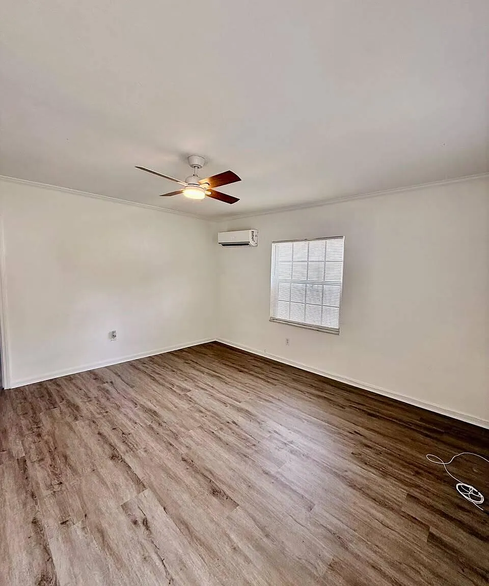 1 bed, 1.0 bath, 2355 sqft, $2,100 — Photo 1