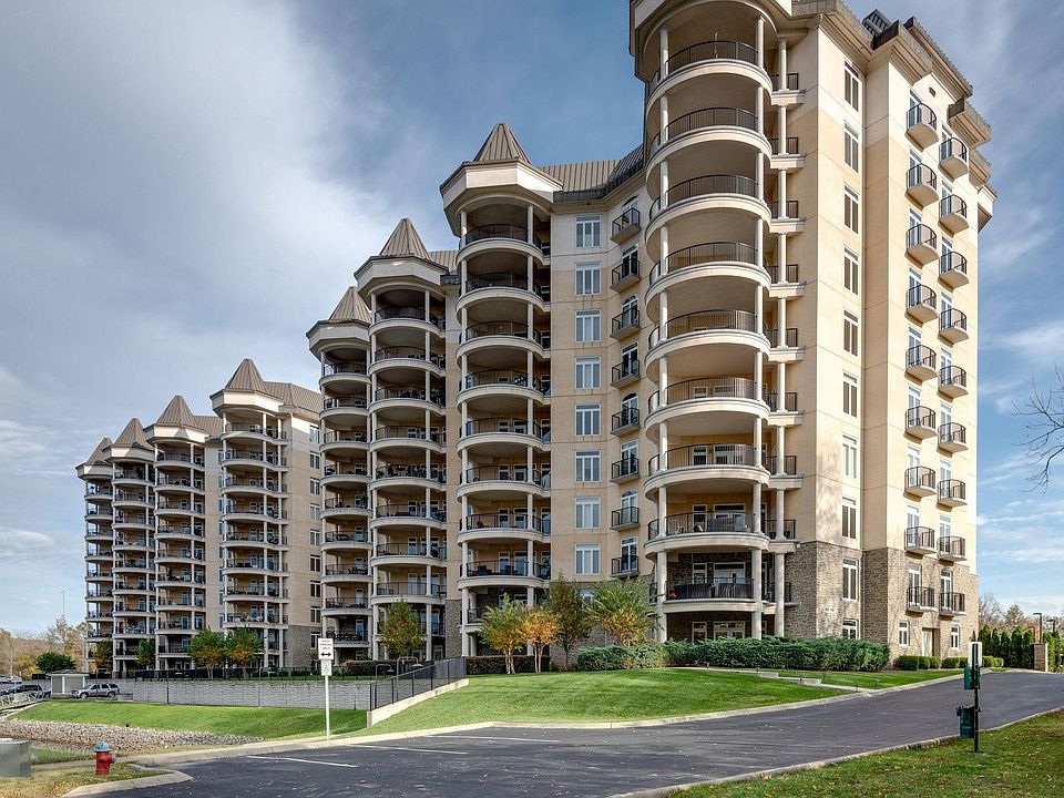 1st image of 400 Warioto Way APT 605