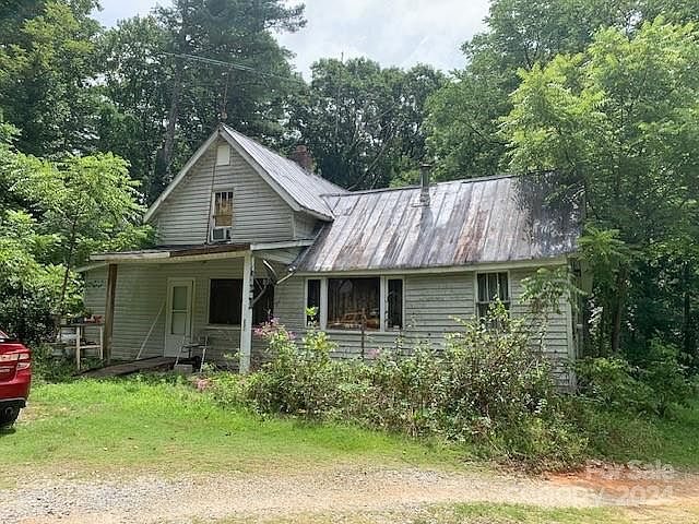 1st image of 230 Kirkwood Hill Ln