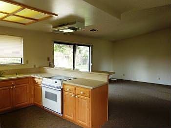 4th image of 1003 Ashley Ave