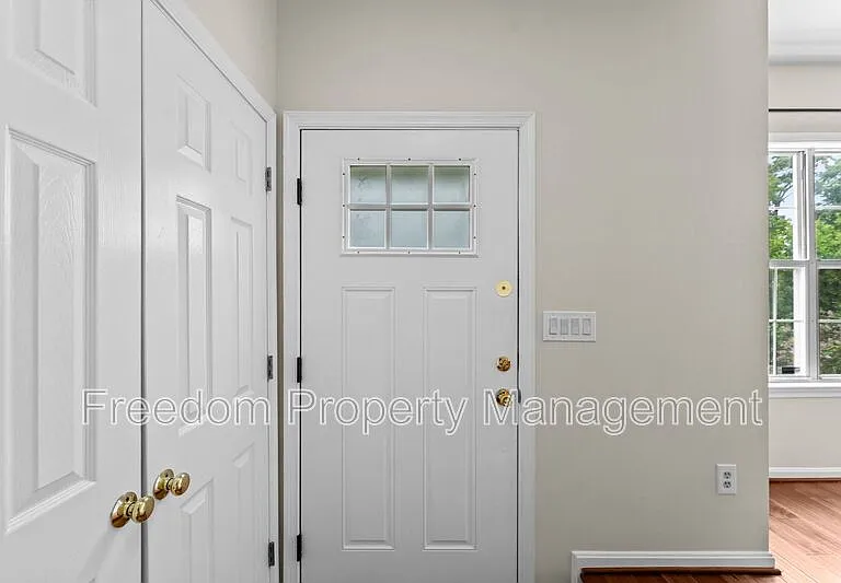 8644 Sanderling Dr — Photo 15