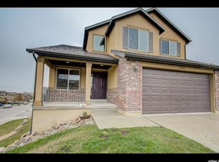 2826 E Hideout Dr, Eagle Mountain, UT 84005