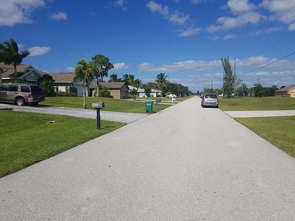5th image of 3826 SW 15th Pl